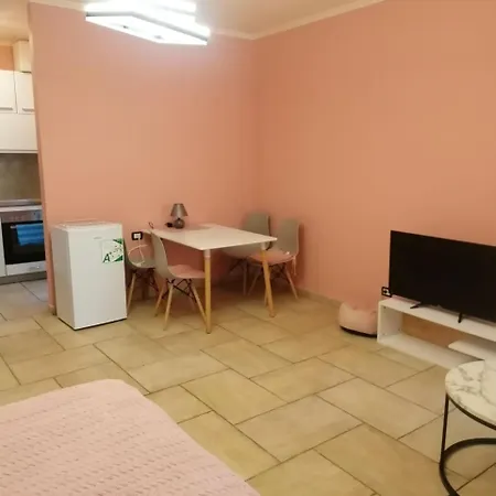 Apartment Near The Sea *